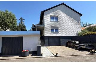 Wohnung kaufen in 67659 Kaiserslautern, Kaiserslautern - Wohnung mit GalerieDachgeschossausbau, Garage und Garten