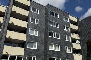 Wohnung kaufen in 51647 Gummersbach, Gummersbach - Renovierte + Vermietete 4-Zimmer-Wohnung zu verkaufen