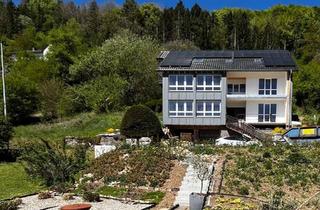 Wohnung kaufen in 54614 Schönecken, Schönecken - Wohnen mit Aussicht und Perspektive - Landwohnsitz für Kölner