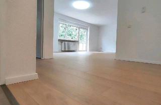 Wohnung kaufen in 67657 Kaiserslautern, Kaiserslautern - Renovierte 2Zi. Wohnung 2OG top Lage Tiefgarage ohne Makler