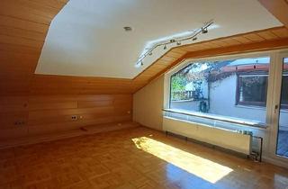 Wohnung kaufen in 89081 Ulm, Ulm - Provisionsfreie 4,5-Zimmer-Wohnung mit Dachterrasse und Garage in