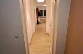 Wohnung kaufen in 60439 Frankfurt, Frankfurt am Main - Freundliche 4-Zimmer-Wohnung mit Balkon in Frankfurt-Niederursel.