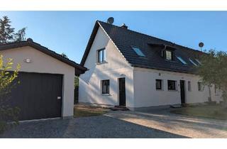 Doppelhaushälfte kaufen in 17248 Rechlin, Rechlin - Hochwertig kernsanierte Doppelhaushälfte, Garten, Nebengebäude