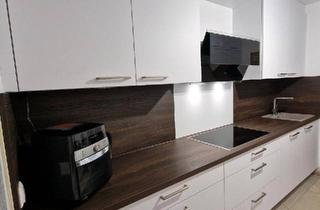 Wohnung kaufen in 71032 Böblingen, Böblingen - Provisionsfrei 100m², kernsaniert 24, Balkon & Gartenmitbenutzung