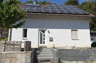 Haus kaufen in 67735 Mehlbach, Mehlbach - Freistehendes Einfamilenhaus mit PV + Speicher + Klima, Garage