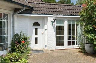 Einfamilienhaus kaufen in 28865 Lilienthal, Lilienthal - Freistehendes, Einfamilienhaus mit separat gelegener Einliegerwhg