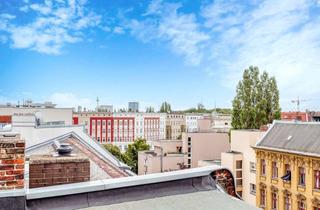 Wohnung kaufen in 10559 Tiergarten, Gründerzeit-Dachgeschoss zur individuellen Entwicklung – attraktive Lage in Berlin-Moabit
