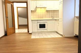 Wohnung kaufen in 85356 Freising, Über den Dächern von Freising 1,5 -Zimmer-Wohnung mit großem Wintergarten
