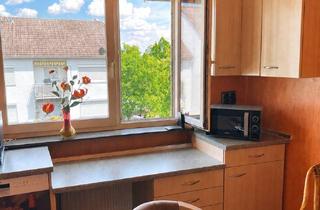 Wohnung kaufen in 55126 Finthen, 4-Zimmer-Wohnung mit Balkon und viel Potenzial in Mainz-Finthen