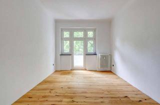 Wohnung kaufen in 12105 Mariendorf, Stilvoll sanierte 3-Zimmer-Wohnung mit Südbalkon & Gartenblick