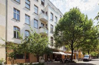 Wohnung kaufen in 10997 Kreuzberg, Großzügige Altbauwohnung mit Balkon in Kiezlage von Kreuzberg ***vermietet***