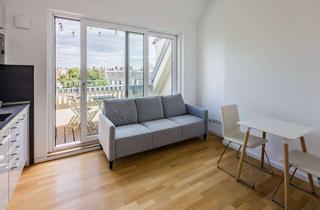 Wohnung kaufen in Reuterstraße 29, 12047 Neukölln, Neubau-Dachgeschoss mit zwei Terrassen im Reuterkiez