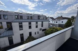 Wohnung kaufen in Voßrather Straße 14, 47441 Moers, Viel Platz für Ihre Ideen: Tolle 3-Zimmer-Wohnung mit Balkon, Garage & großem Dachgeschossbereich
