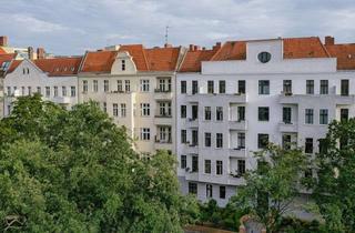 Wohnung kaufen in Osloer Straße 114, 13359 Wedding, Vermietete 2-Zimmer Kapitalanlage mit Balkon in schönem Altbau