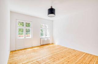 Wohnung kaufen in Sennockstrasse 23, 12103 Tempelhof, ⭐ Bright, refurbished 3 room apartment with south facing balcony in peaceful cul-de-sac setting ⭐