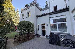 Wohnung kaufen in 45128 Südviertel, Eigentumswohnung mit Haus-im-Haus-Charakter, Garten und Terrasse!