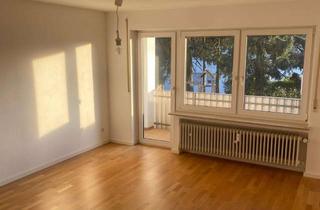 Wohnung kaufen in Untere Grabenstraße 18, 72141 Walddorfhäslach, Großzügige, helle 3-Zimmer-Wohnung mit Balkon im ruhigen Wohngebiet