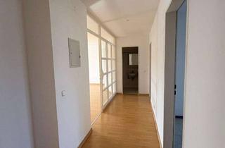 Wohnung mieten in Langer Weg 60, 93055 Burgweinting-Harting, Sanierte Etagenwohnung zu vermieten | 3-Zimmer-Wohnung (87m²)