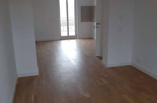 Wohnung mieten in Westfalenweg 18, 08371 Glauchau, Schöne 3R-Wohnung mit Balkon sucht Sie!