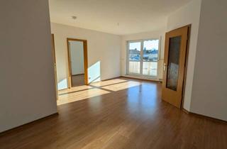 Wohnung mieten in Südliches Heimfeld, 04509 Delitzsch, +++Schicke 2-R. Wohnung Südl. Heimfeld, tolles Wohnzimmer m. Balkon, Bad m. Wanne und Dusche!+++