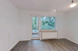 Wohnung mieten in Rotenhöfer Weg 46a, 24768 Rendsburg, **FRISCH RENOVIERT** Große 3-Zimmer-Wohnung mit BALKON