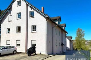 Wohnung mieten in Robert-Koch-Straße 3d, 09366 Stollberg, Frisch sanierte 2-Raum-Wohnung mit eigener Terrasse & Stellplatz - Stollberg/Erzgebirge