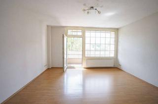 Wohnung mieten in Lichtenplattenweg 78, 63071 Offenbach, Einziehen & Wohlfühlen - gepflegte 2-Zimmer-Wohnung mit Balkon
