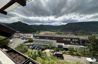Wohnung mieten in 72574 Bad Urach, Wohnen mit besonderem Ausblick – 2-Zimmer-Wohnung in ruhiger Hanglage