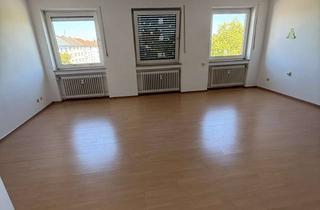 Wohnung mieten in 90478 Glockenhof, 3-Zimmer-Wohnung im 4. OG mit Aufzug – mit Raum für eigene Ideen in zentraler Lage von Nürnberg