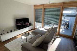 Wohnung mieten in Rosa-Heinzelmann-Straße 12, 73230 Kirchheim, Neuwertige 3-Raum-Dachgeschosswohnung mit Balkon und Einbauküche in Kirchheim unter Teck