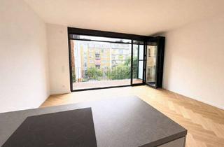 Lofts mieten in Warschauer Straße 10, 10243 Friedrichshain, Erstbezug: 3-Zimmer-Neubauloft mit Balkon in Berlin-Friedrichshain