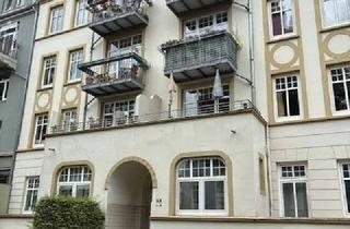 Wohnung mieten in Moislinger Allee 88 a/b, 23558 St. Lorenz Süd, romantische Altbauwohnung im Herzen von Lübeck