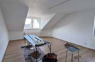 Sozialwohnungen mieten in Viandener Str., 52351 Düren, sanierte 3 ZKDB Dachgeschoss Wohnung in Düren ab 01.09.2026 mit WBS zu vermieten
