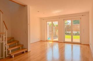 Haus kaufen in 85640 Putzbrunn, Bezugsfreie DHH mit PV-Anlage, Privatgarten und Wärmepumpe mit Garage in Putzbrunn