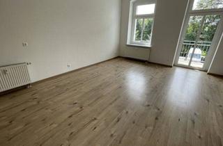 Wohnung mieten in Palmstr., 09130 Chemnitz, Zentrumsnah ! 1. OG / Bad mit Fenster / Laminat / Balkon
