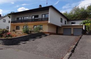 Haus kaufen in 54497 Horath, Wohnen über den Dingen: Geräumiges Einfamilien- oder Mehrgenerationenhaus in Südhanglage