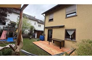 Doppelhaushälfte kaufen in 97236 Randersacker, Umfangreich sanierte Doppelhaushälfte mit PV und Speicher – Klasse B, provisionsfrei