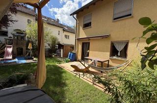 Doppelhaushälfte kaufen in 97236 Randersacker, Umfangreich sanierte Doppelhaushälfte mit PV und Speicher – Klasse B, provisionsfrei
