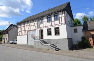Einfamilienhaus kaufen in 56858 Mittelstrimmig, Einfamilienhaus mit großem Grundstück - Natur pur