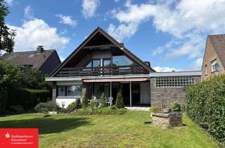 Einfamilienhaus kaufen in 47877 Willich, Einfamilienhaus mit Einliegerwohnung auf großem Grundstück!