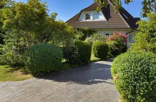 Einfamilienhaus kaufen in 24790 Rade, Großzügiges Einfamilienhaus mit Schwimmteich, Sauna und besonderem Wohnambiente