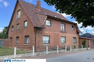 Haus kaufen in 31699 Beckedorf, Großes Wohnhaus mit 3 vermieteten Einheiten!