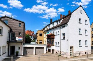 Haus kaufen in 92637 Weiden, Top Lage - Zwei Häuser- viele Möglichkeiten: Wohnen,Vermieten, Entwickeln in Weiden!
