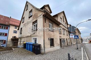 Haus kaufen in 78628 Rottweil, Charmantes Denkmalobjekt mit Gewölbekeller und modernen Wohneinheiten im Stadtkern