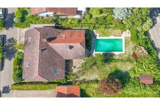 Haus kaufen in 79112 Tiengen, Ihr neues Zuhause mit Gartenidylle, Pool und viel Platz für die ganze Familie