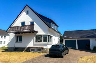 Haus kaufen in 34399 Oberweser, Sanierungsbedürftiges Zweifamilienhaus mit Garten, Doppelgarage und Nebengebäude