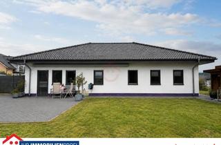 Haus kaufen in 35647 Waldsolms, Exklusiver Bungalow in Waldsolms mit großem Grundstück, Garage und Gartenhaus