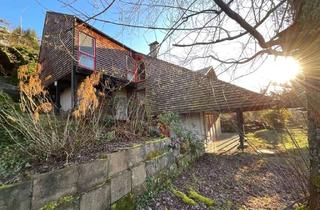Haus kaufen in 72275 Alpirsbach, Gelegenheit! Besonderes Wohnanwesen in Aussichtslage mit großzügig gestalteter Raumaufteilung.