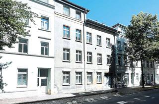 Mehrfamilienhaus kaufen in Karl-Liebknecht-Straße 25, 07546 Gera, Mehrfamilienhaus, umgeben von attraktiven, überwiegend sanierten Gründerzeitbauten