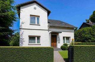 Grundstück zu kaufen in 21521 Aumühle, Grundstück mit Altbestand – vielseitige Möglichkeiten für Ihr Bauvorhaben